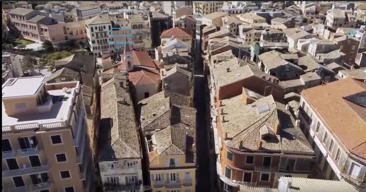 "San Giacomo Square Apt." In The Heart Of Old Town Corfu  Екстер'єр фото