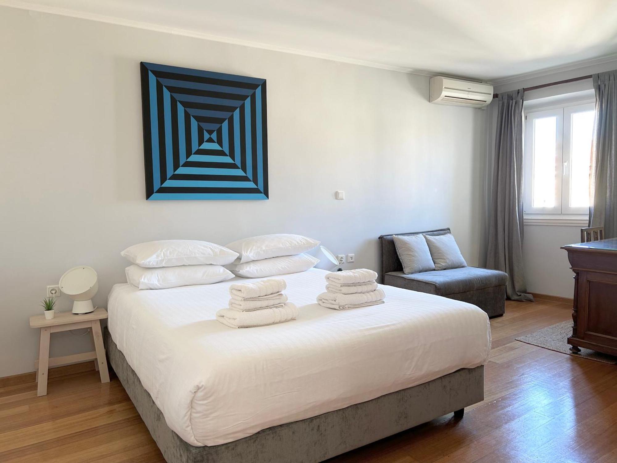"San Giacomo Square Apt." In The Heart Of Old Town Corfu  Екстер'єр фото