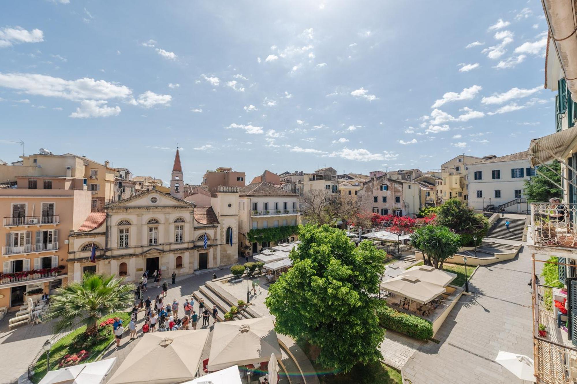 "San Giacomo Square Apt." In The Heart Of Old Town Corfu  Екстер'єр фото